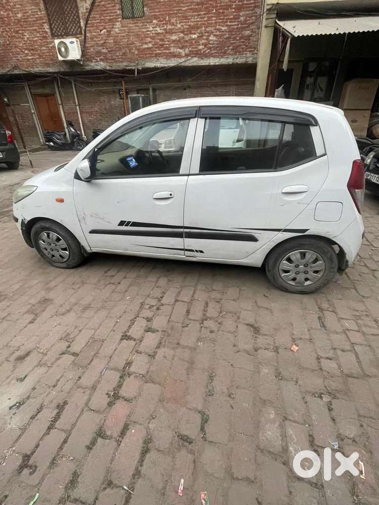 Hyundai Petrol Manual 2010