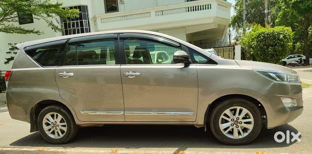 Toyota Innova 2.5 Vx 8 Str, 2019, Diesel
