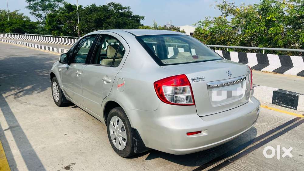 Maruti Suzuki Sx4 Vxi Bsiv, 2011, Petrol