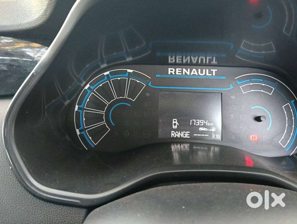 Renault Triber Rxt, 2022, Petrol