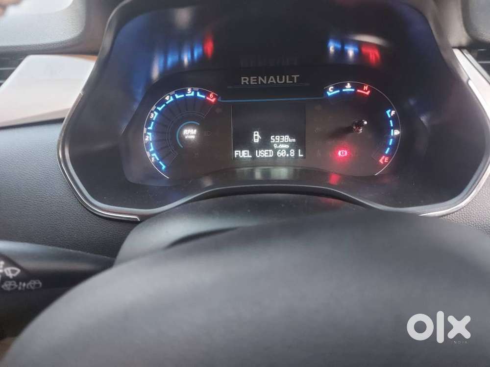 Renault Triber 2023 Petrol 6000 Km Driven