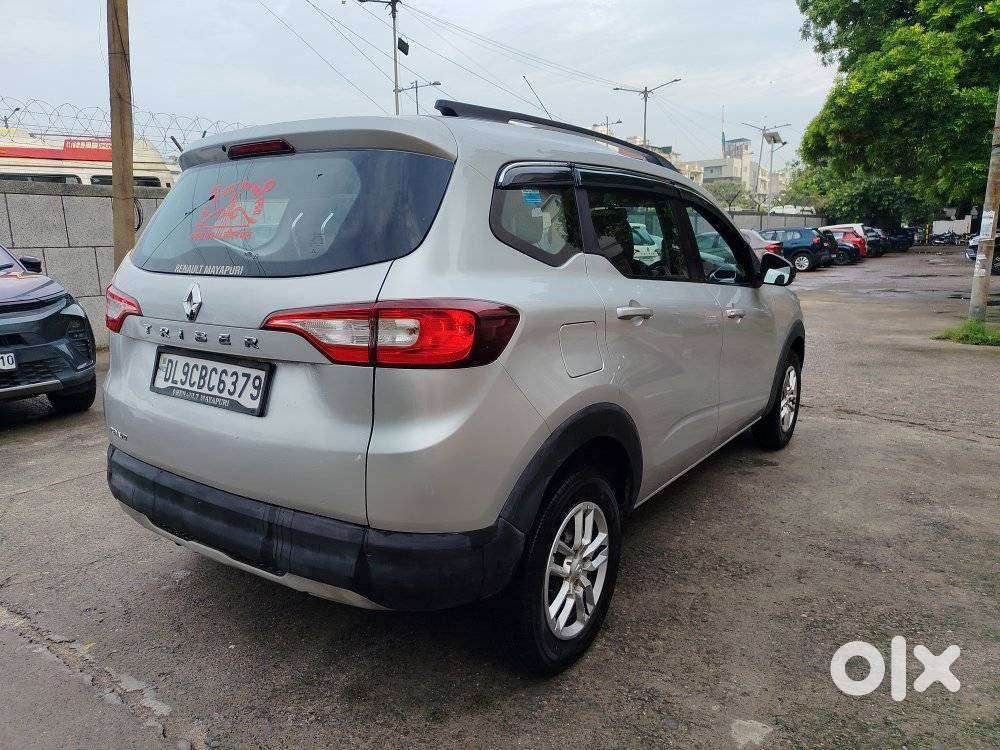 Renault Triber Rxt, 2023, Petrol