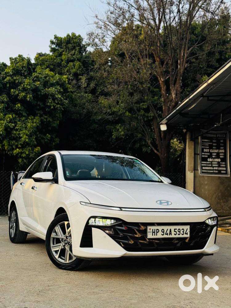 Hyundai Verna 1.5 Mpi Mt Sx (o), 2025, Petrol