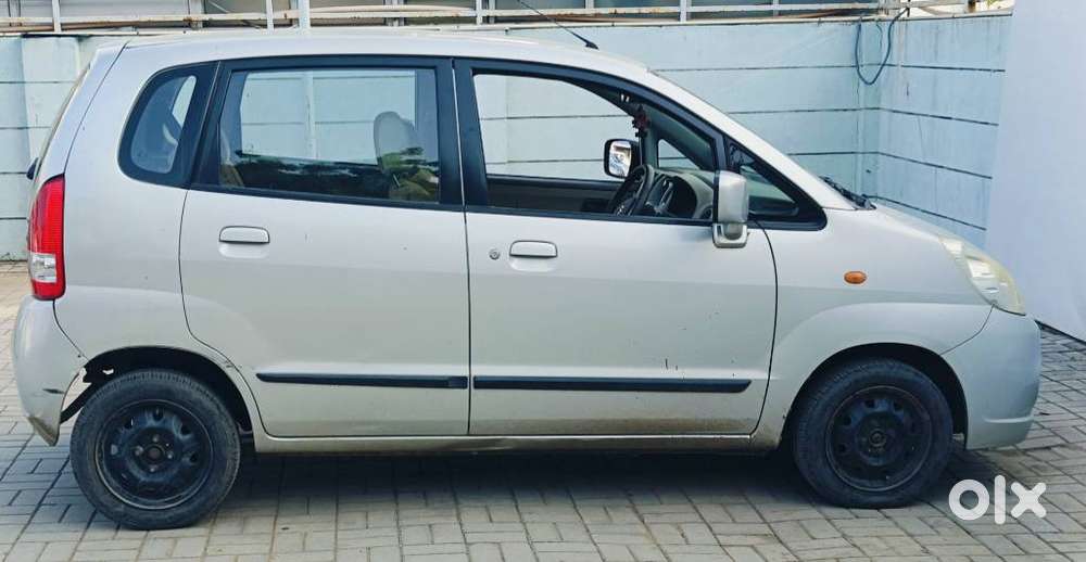 Maruti Suzuki Estilo Vxi, 2011, Petrol