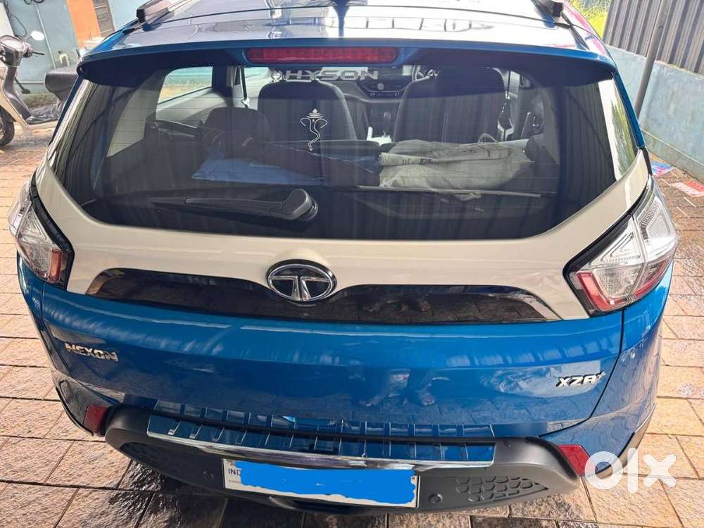 Tata Nexon Xza Plus-moroccan Blue