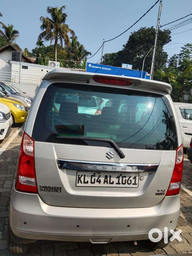 Maruti Suzuki Wagon R Vxi Amt1.2, 2017, Petrol