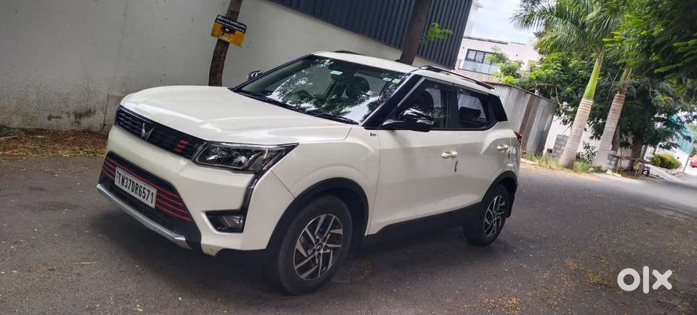 Mahindra Xuv300 W8 Option, 2023, Petrol