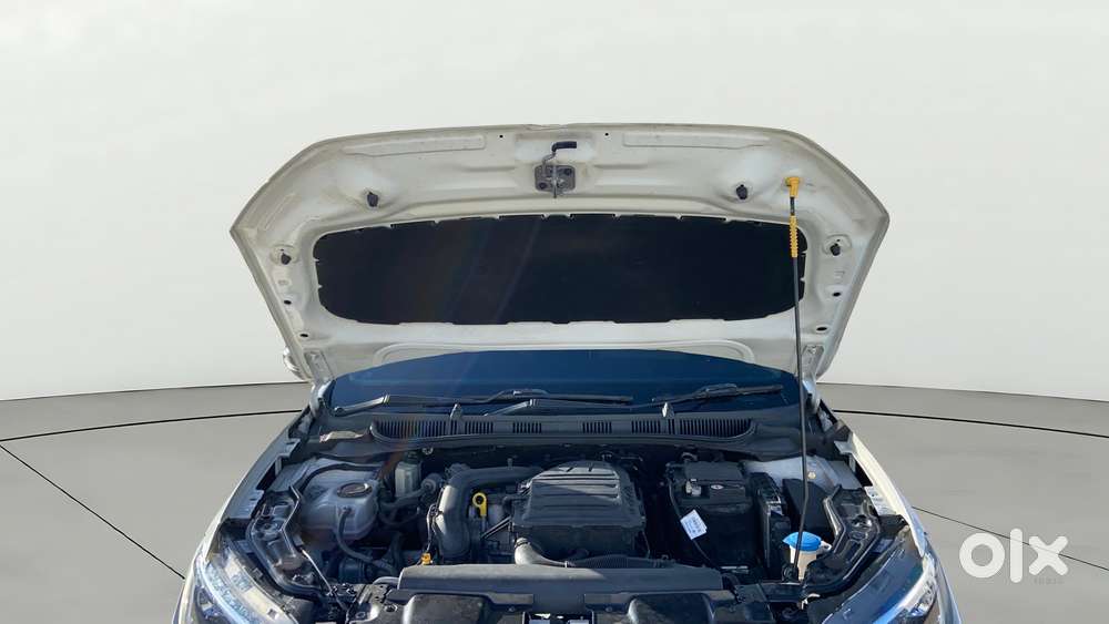 Volkswagen Virtus 1.0 Topline Tsi At, 2022, Petrol