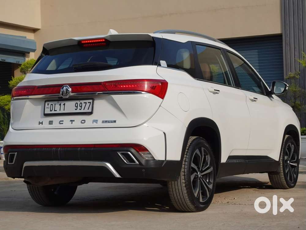 Mg Hector Plus Sharp Cvt, 2023, Petrol