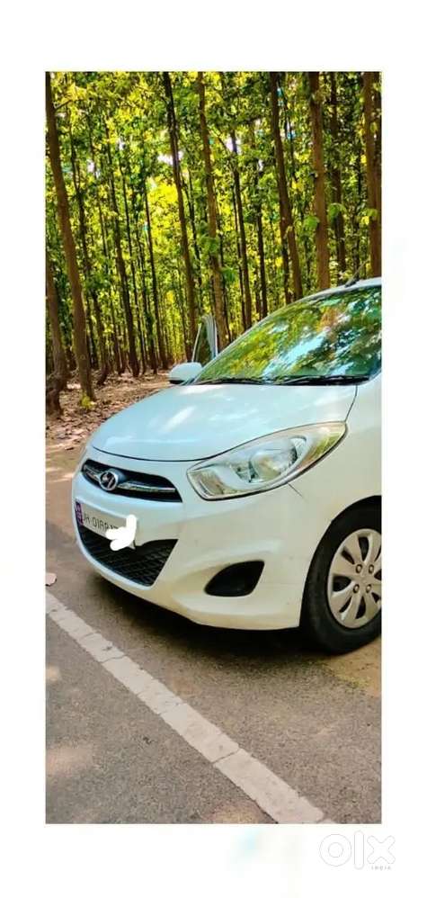 Hyundai I10 Sportz Petrol 2011,nice Condition,newly Tyre