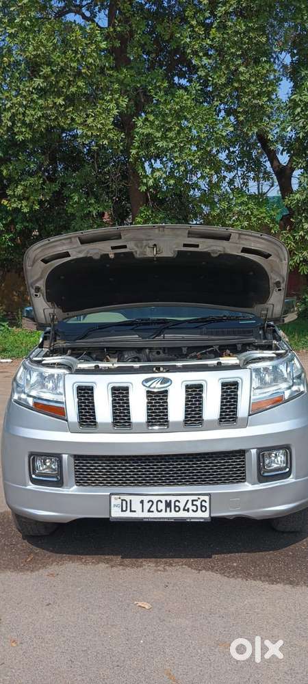 Mahindra Tuv 300 T8, 2017, Diesel