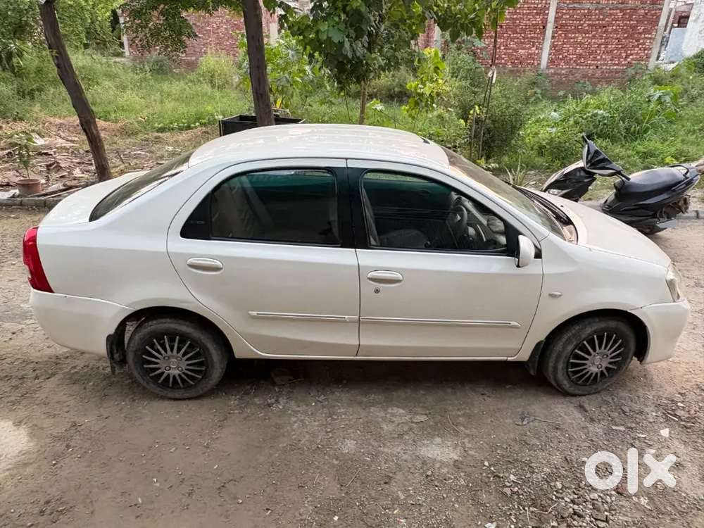 Toyota Etios 1.5 Trd 2012