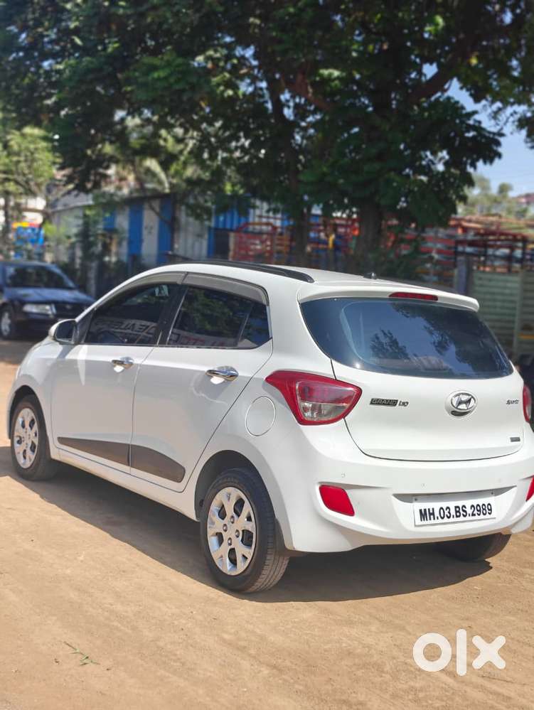 Hyundai Grand I10 2013-2016 At Sportz, 2014, Petrol