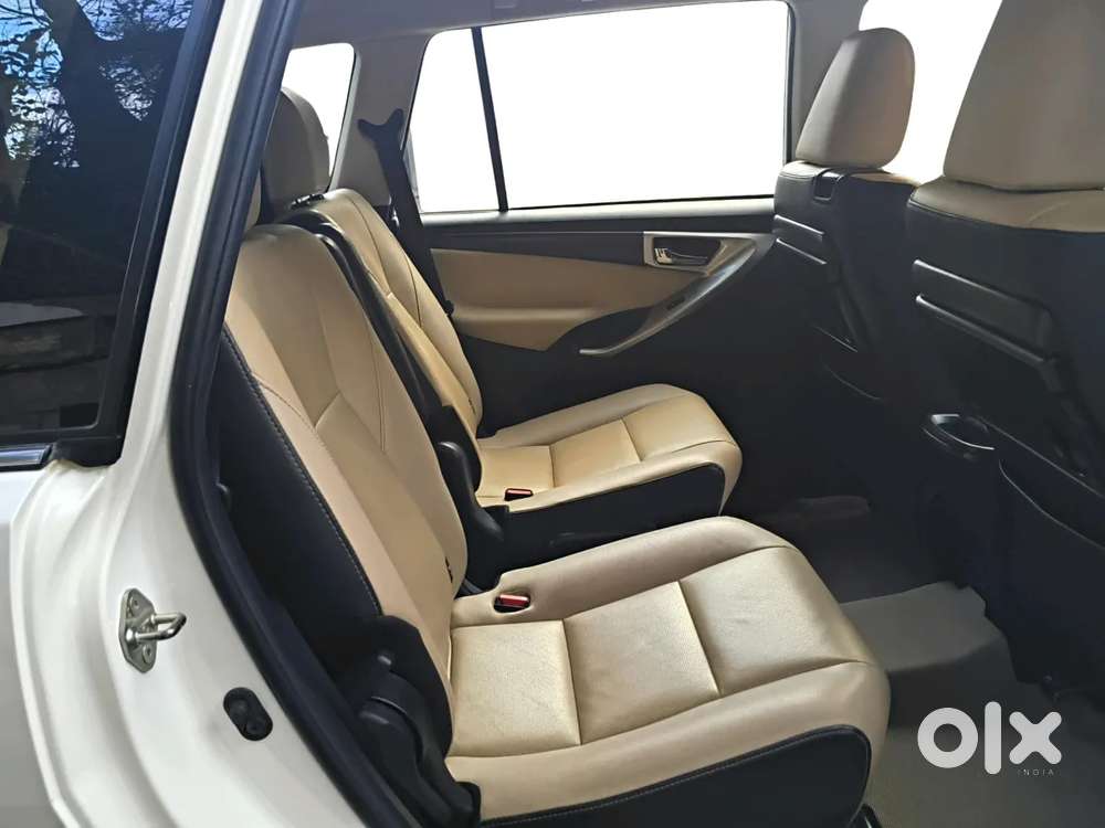 Toyota Innova Crysta 2.8 Zx At 7 Seater, 2019, Diesel