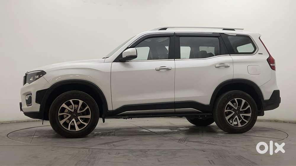 Mahindra Scorpio-n 2.0 Z8 L Petrol At 7 Str, 2023, Petrol