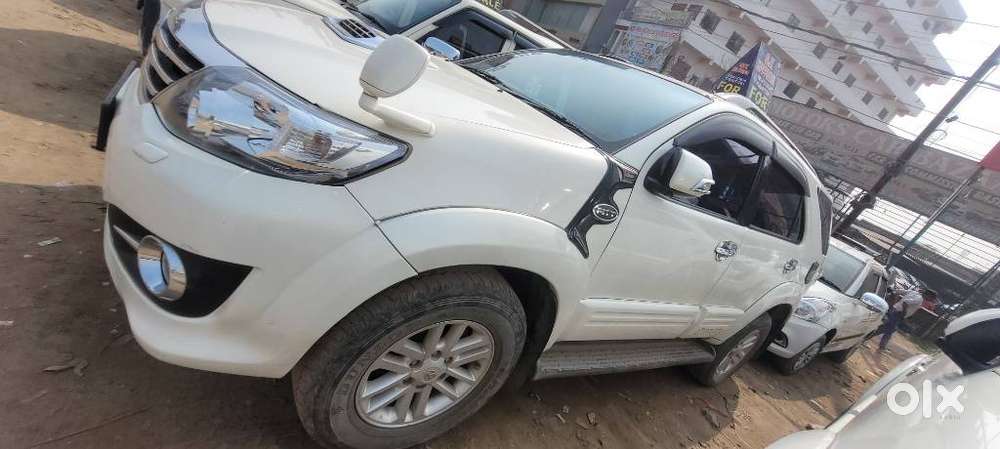 Toyota Fortuner 3.0 4x4 Manual, 2014, Diesel