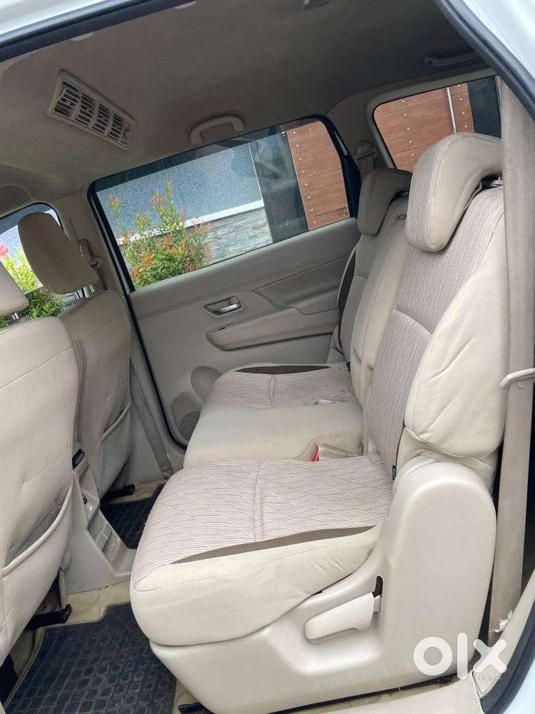 Maruti Suzuki Ertiga Zxi Shvs, 2019, Petrol
