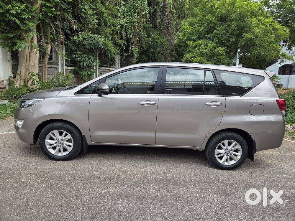 Toyota Innova Crysta 2.4 V, 2019, Diesel