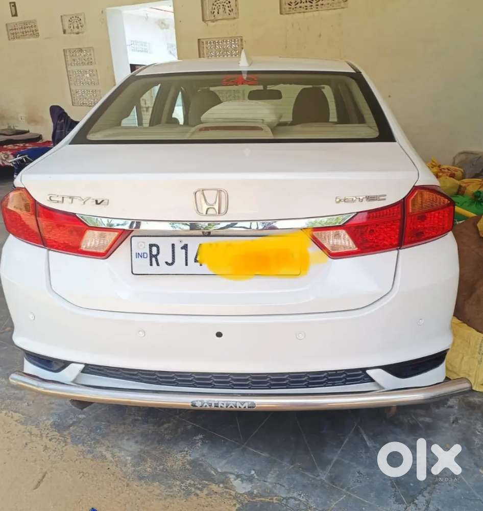 Honda City 2017 Diesel Good Condition, Single Handed Uses Car,