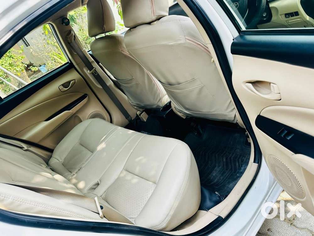 Toyota Yaris Hatchback 2021 Cng & Hybrids Well Maintained