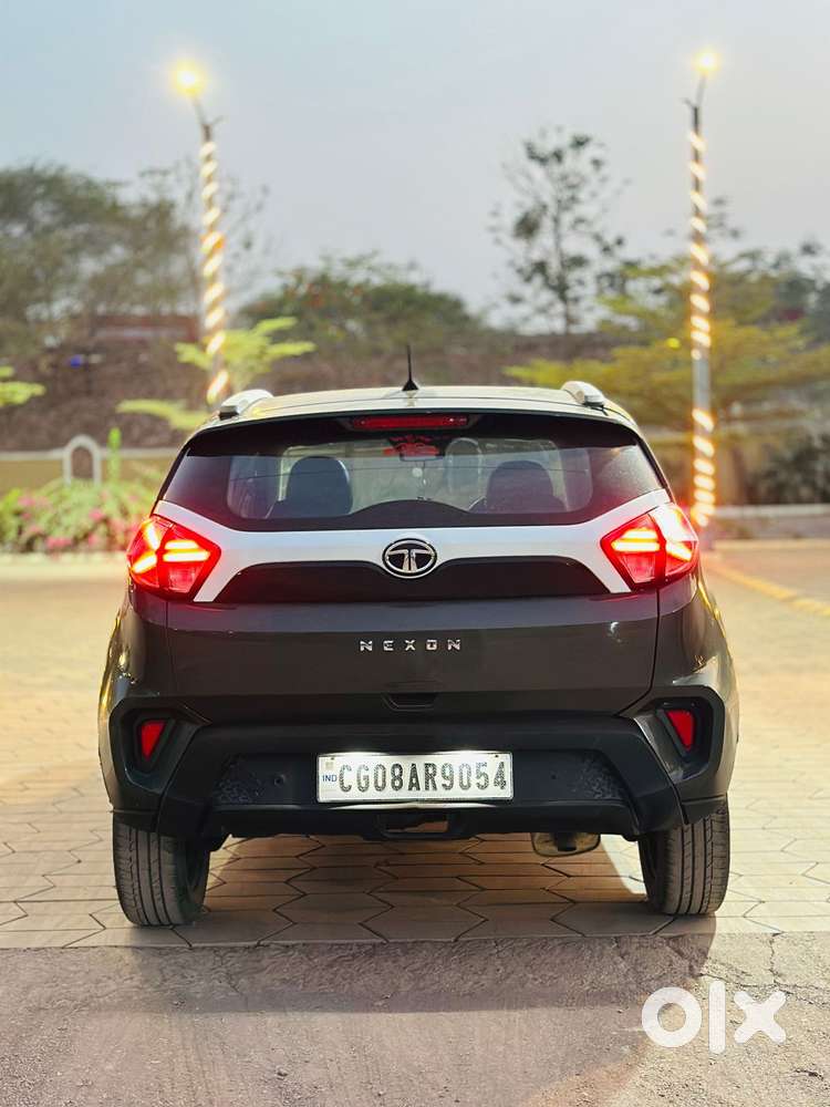 Tata Nexon 1.2 Revotron Xm (s), 2021, Petrol