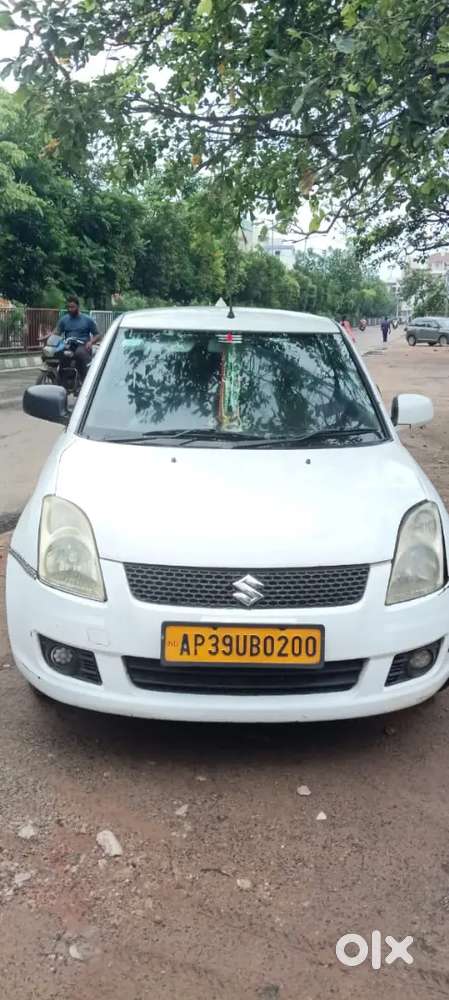 Maruti Suzuki Dzire 2016