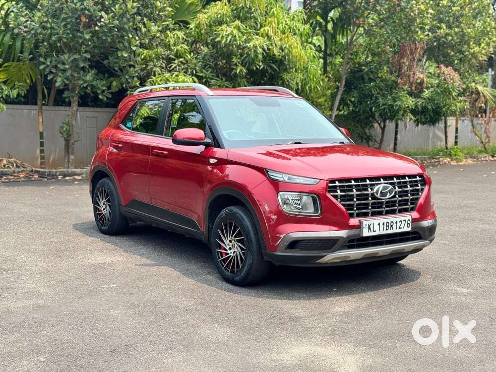 Hyundai Venue 1.2 S (o), 2019, Petrol