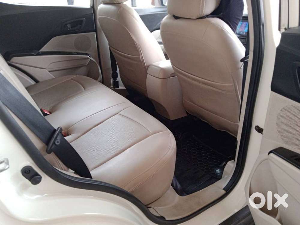 Mahindra Xuv300 W6 Diesel, 2023, Diesel