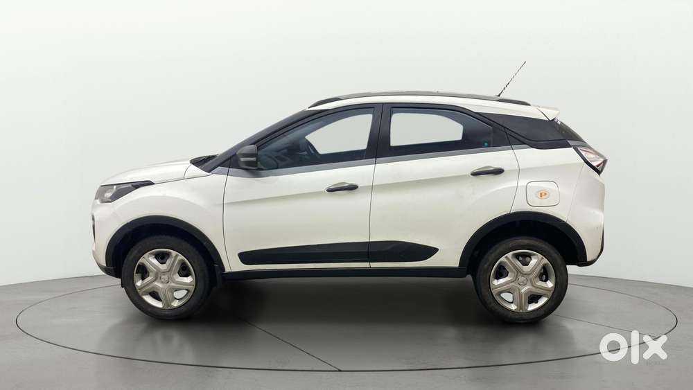 Tata Nexon 1.2 Revotron Xm (s), 2021, Petrol
