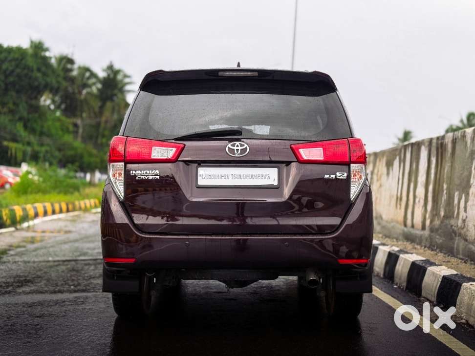 Toyota Innova Crysta 2.8 Zx At 7 Seater, 2019, Diesel
