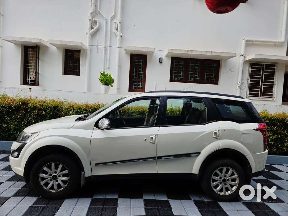 Mahindra Xuv500 At W6 2wd, 2016, Diesel
