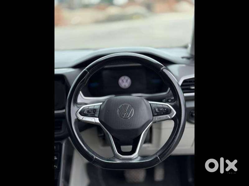 Volkswagen Taigun 1.0 Tsi Topline At, 2022, Petrol