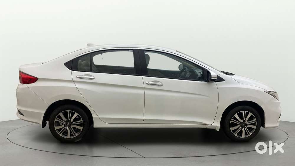 Honda City I-vtec V, 2018, Petrol