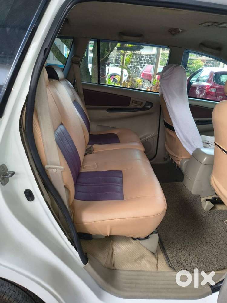 Toyota Innova 2012 Model For Sale