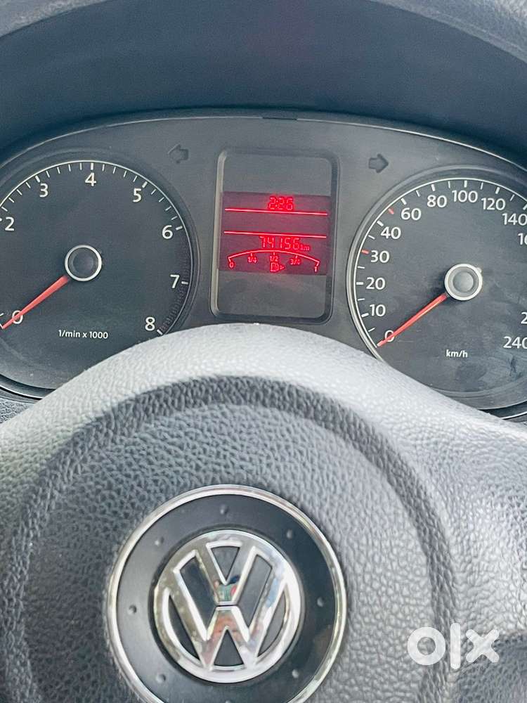 Volkswagen Polo Highline 1.6l Petrol, 2011, Petrol