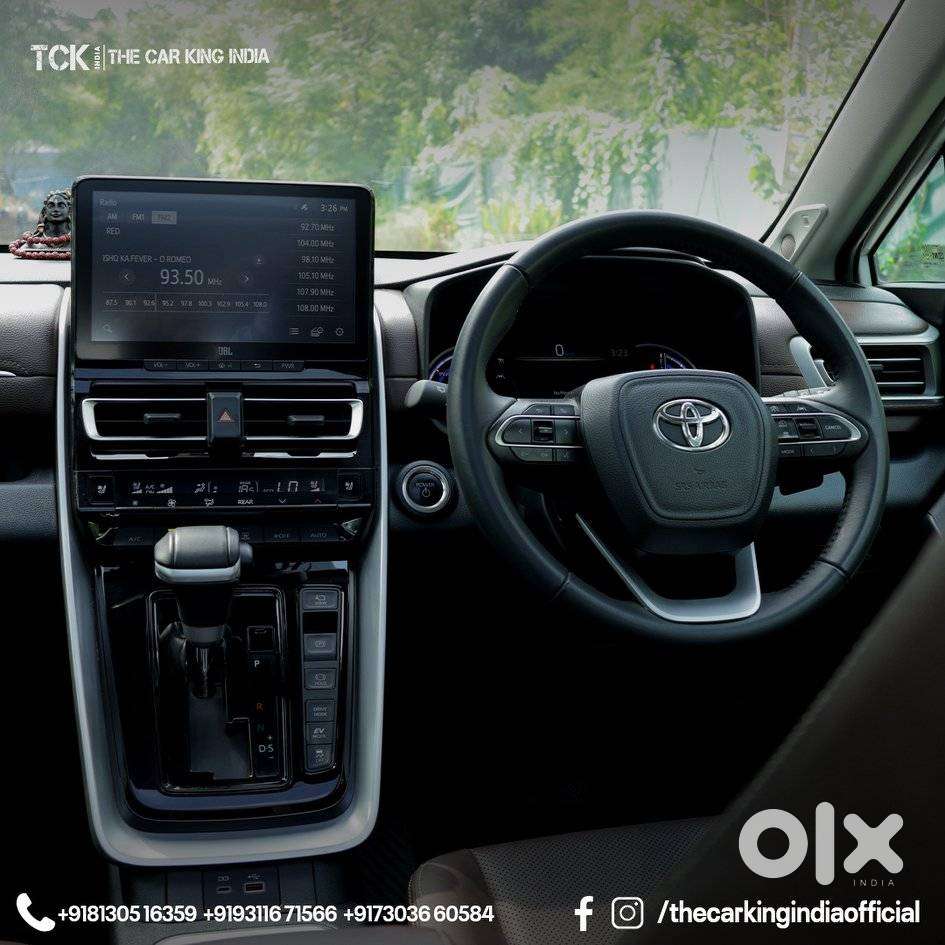 Toyota Innova Hycross 2.0 Zx (o) Hybrid 7 Str, 2025, Petrol