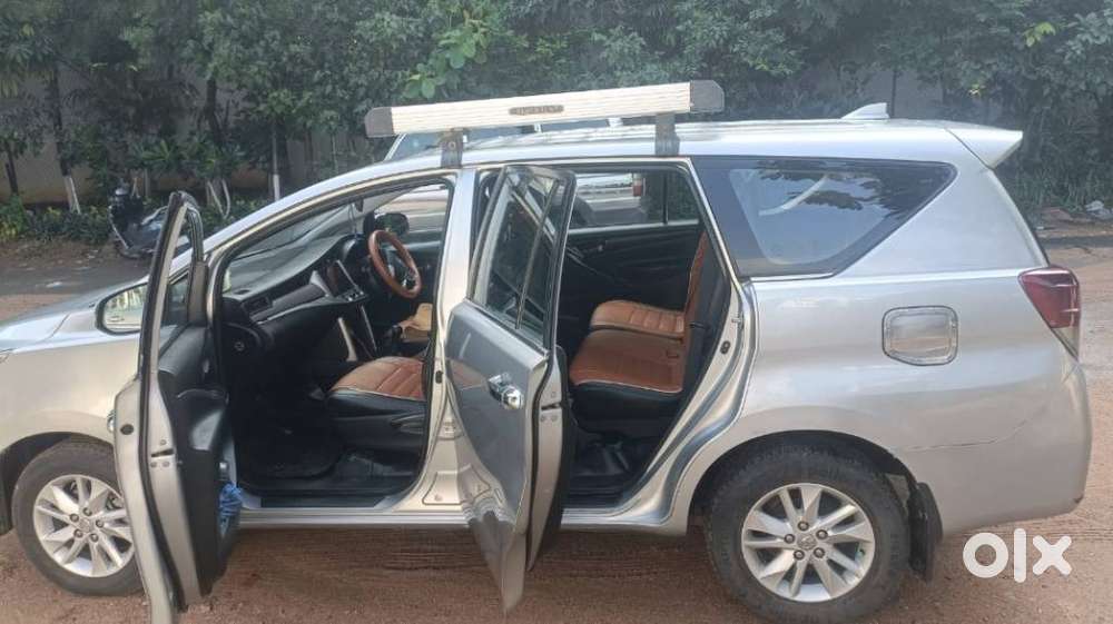 Toyota Innova Crysta 2.4 G Mt 8s, 2018, Diesel