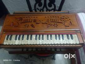 Second hand deals harmonium olx