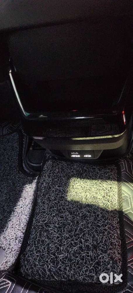 Tata Safari Accomplished Plus Dark Edition At, 2023, Diesel