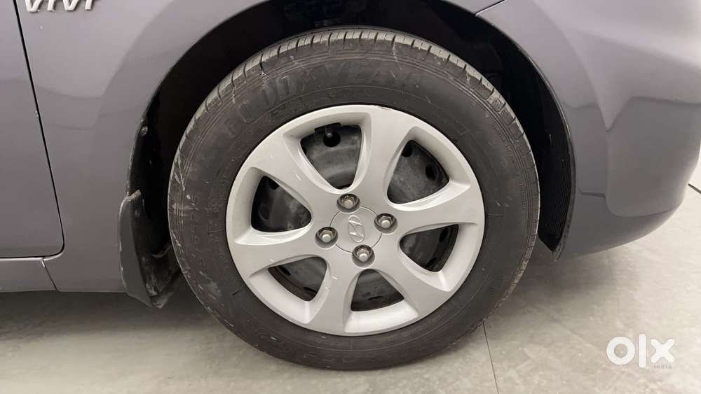 Hyundai Verna [2011-2015] Fluidic 1.4 Vtvt, 2013, Petrol