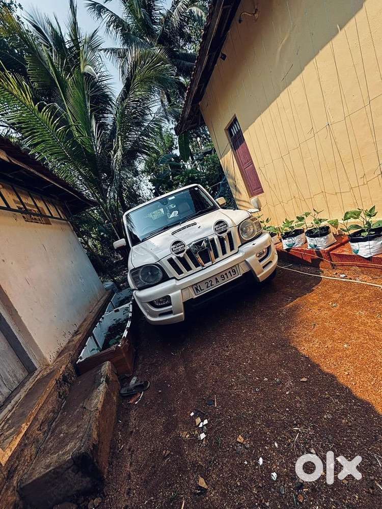 Mahindra Scorpio Getaway 2009 Diesel 15400 Km Driven