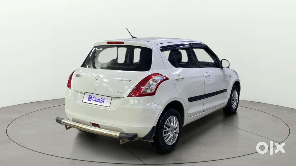 Maruti Suzuki Swift Vxi, 2017, Petrol