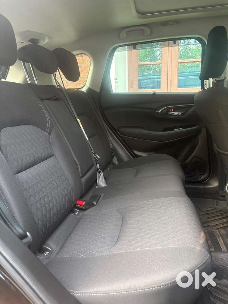 Toyota Urban Cruiser Hyryder 2025 Petrol 4700 Km Driven