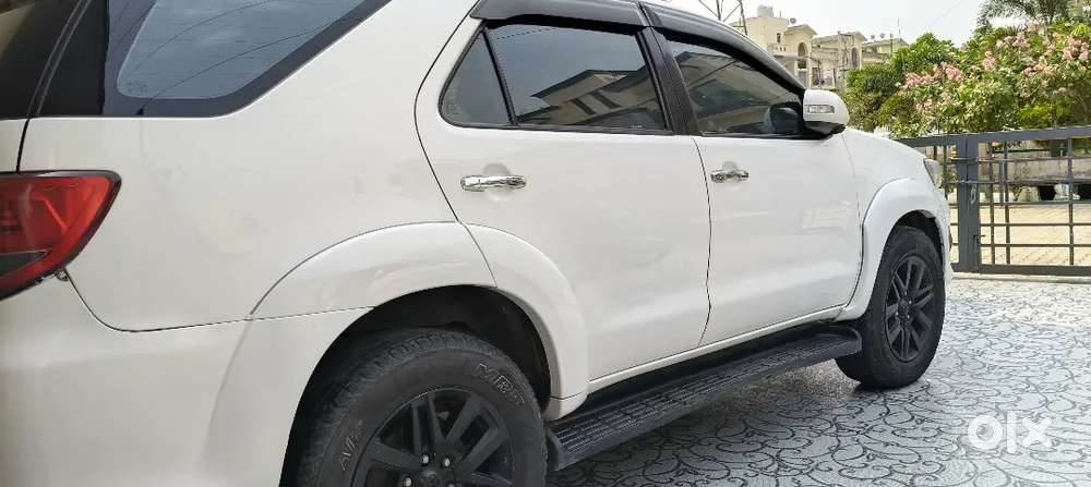 Toyota Fortuner 2014