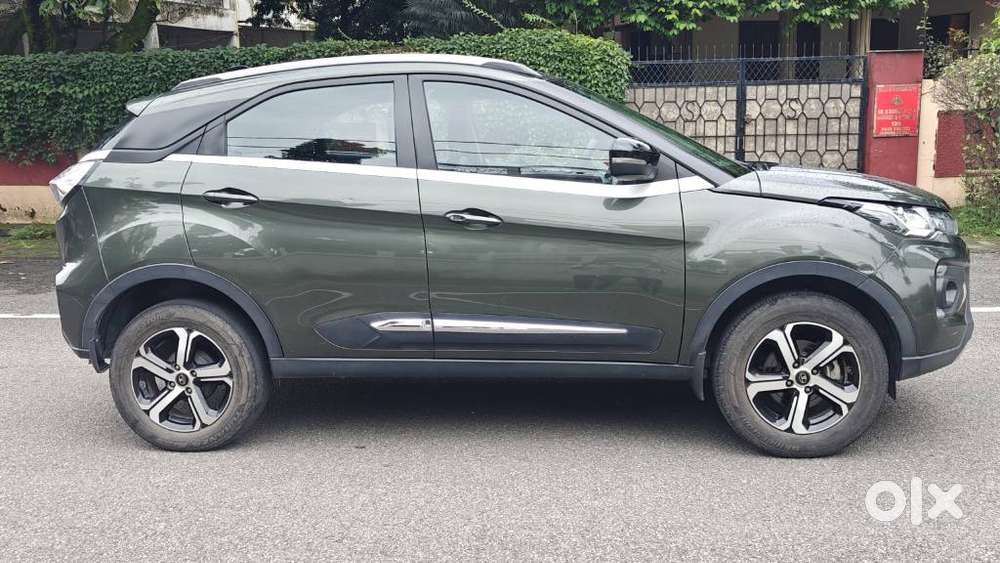 Tata Nexon Amt Xza Plus, 2021, Petrol