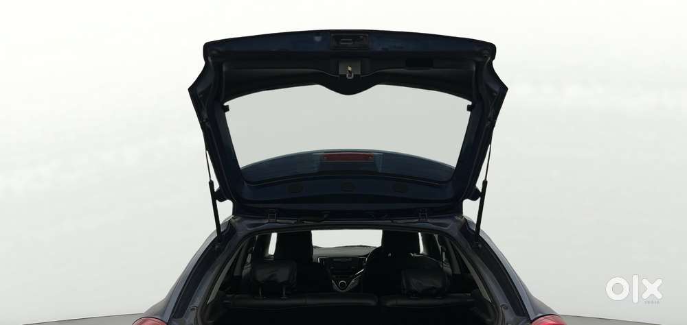 Maruti Suzuki Baleno 1.2 Cvt Zeta, 2017, Petrol