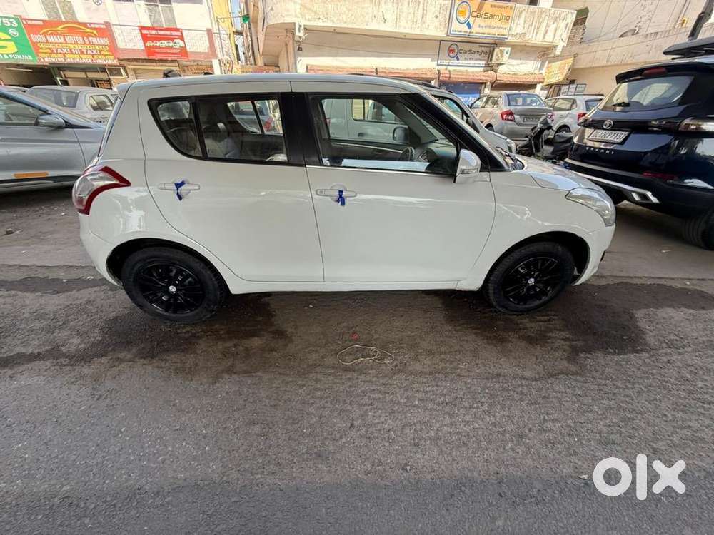 Maruti Suzuki Swift 2013 Cng & Hybrids Good Condition
