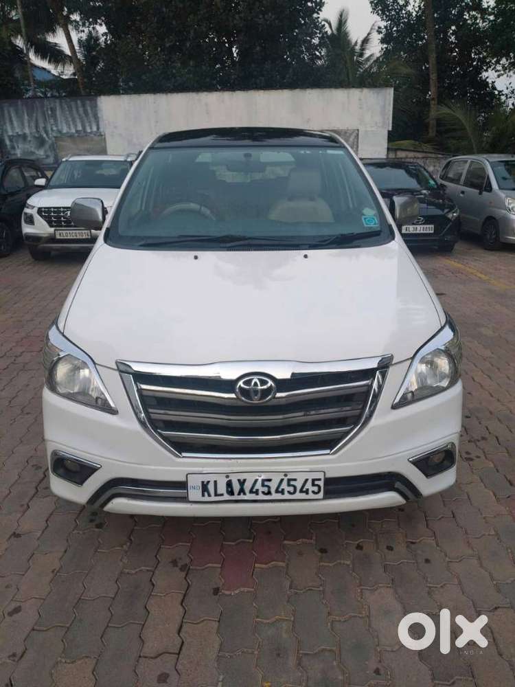 Toyota Innova 2004-2011 2.5 G4 Diesel 8-seater, 2016, Diesel