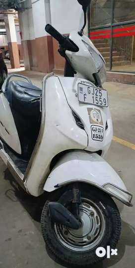 Old Activa Buy Sell Second Hand Scooty in India Used Scooters in India OLX