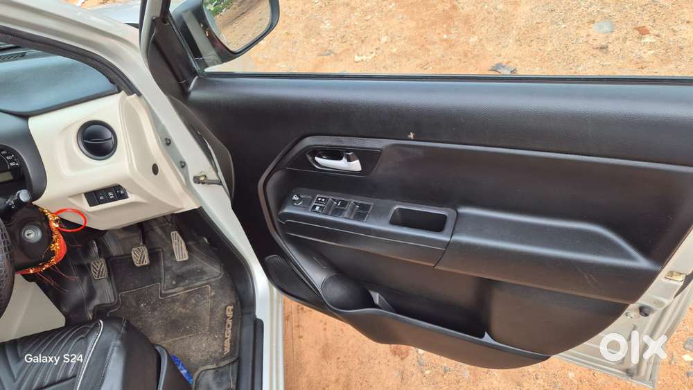 Maruti Suzuki Wagon R Vxi 1.0, 2023, Petrol